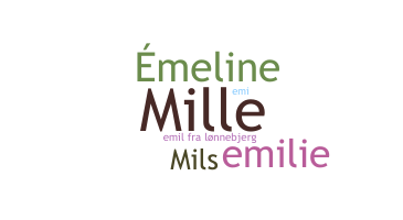နာမ်မြောက်မည့်အမည် - Emilie